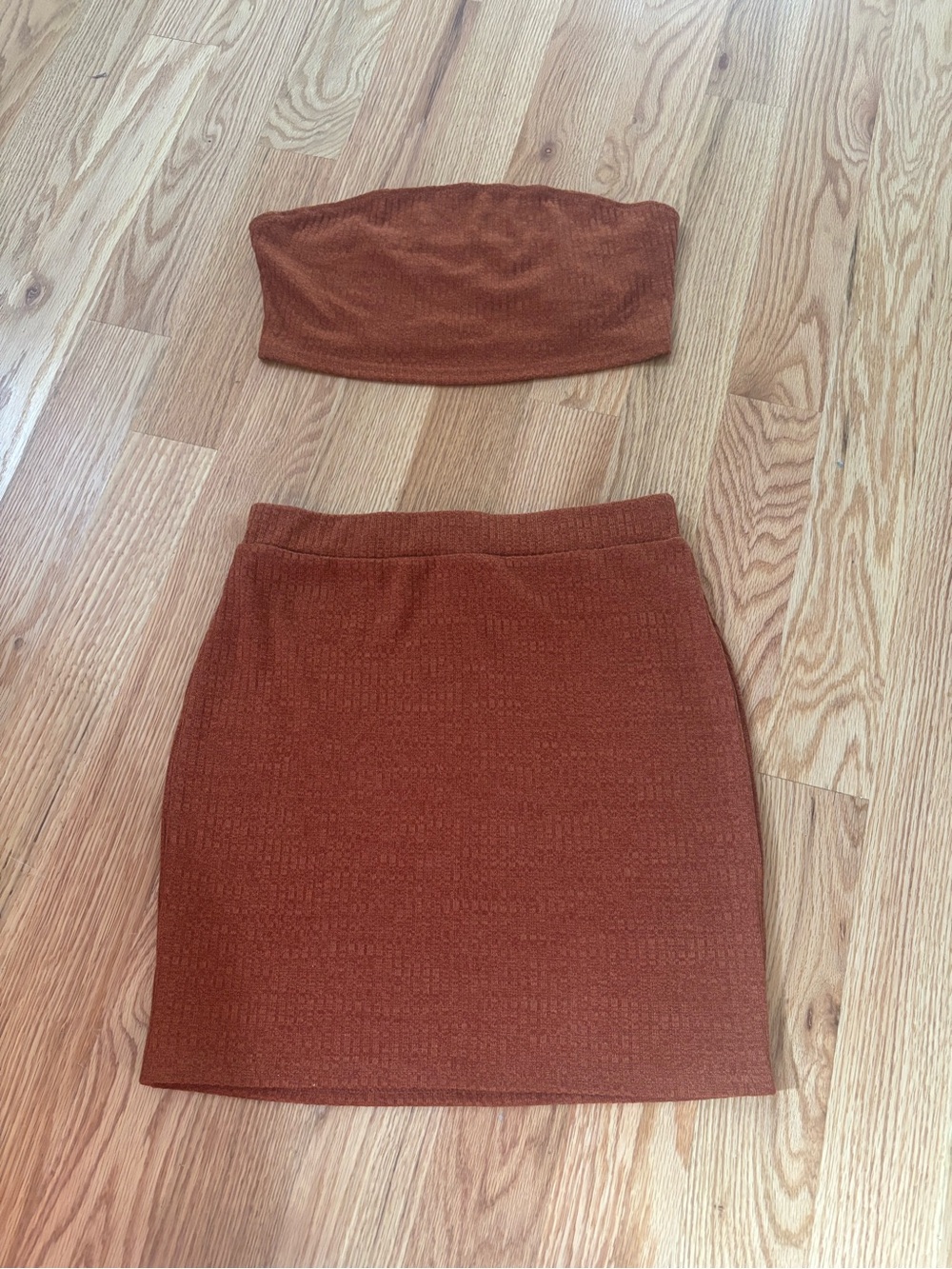 SHEIN Rust Orange Knit Mini Skirt and top set size large new with tag